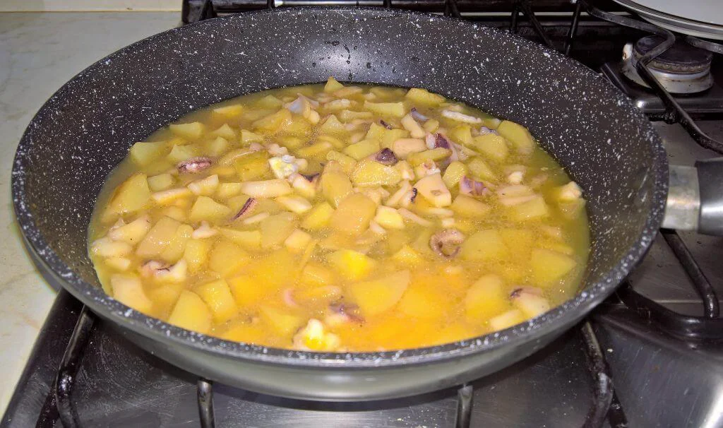 Frittata di calamari e patate